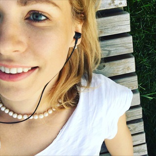 Логотип @Baronova - Baronova