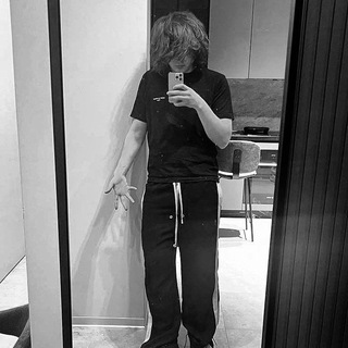 Логотип @barsebal - бог фонка.