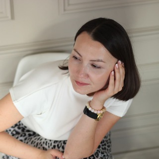 Логотип @basova_psy - Любовь и лопата 🩷🪏