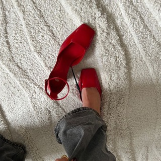 Логотип @bayer124 - Это мне надо | Байер Красноярск | Европа, Америка, Турция, Китай