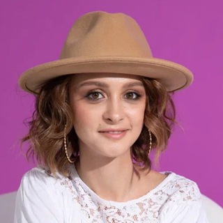 Логотип @bayram_psy - Быть психологом. Быть Эрикой