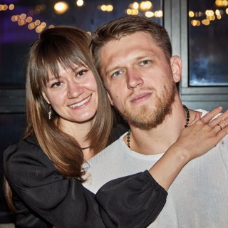 Логотип @bazarnay_semeika - Базарная Семейка. Психология. Отношения. Практики.