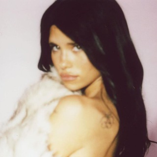 Логотип @bby_ness - переводы от bby_ness