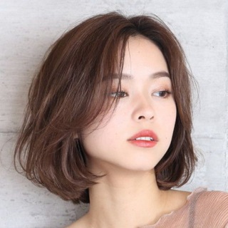 Логотип @beautifulhairstylesarehere - Идеи причёсок | Красивые прически