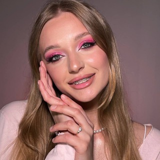 Логотип @beautylizzok - жизнь Лизок 🍒