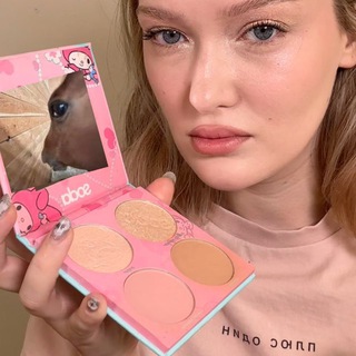 Логотип @beautymigraine - Лиза Мигрень / beautymigraine