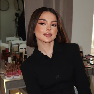 Логотип @beautypolya - beautypolya