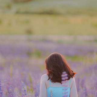 Логотип @beautyroomkk - Распаковки с Крис 🛍️