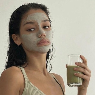 Логотип @beautywithmila - self-care with Mila