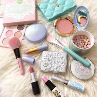 Логотип @beautyzakaz - Stealing Beauty