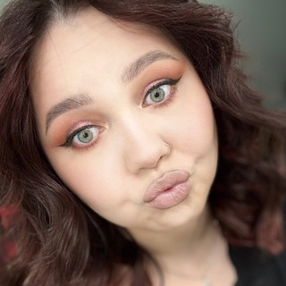 Логотип @becoolovamua - Becoolova околоБьюти 💄