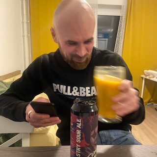 Логотип @beer_with_ivan - Пиво с Ваньком