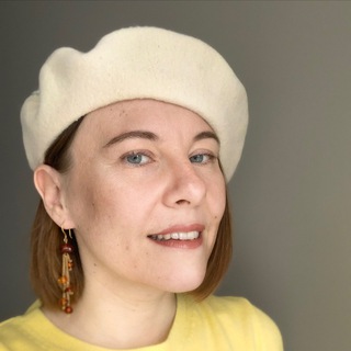 Логотип @begomizofisa - Абрамова Анастасия // БегомИзОфиса