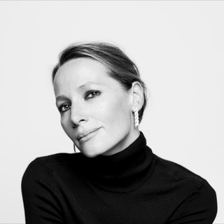 Логотип @belayastudia_dz - БЕЛАЯ СТУДИЯ