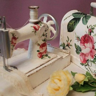 Логотип @bellasewingbooks - Sewing books📚
