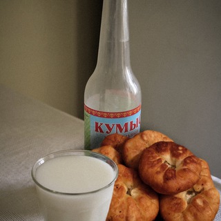 Логотип @belyashiandkumis - Беляши и кумыс