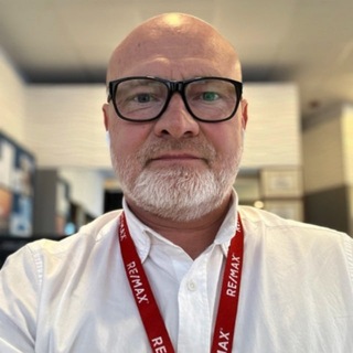 Логотип @benidormrieltor - Риэлтор в Бенидорме