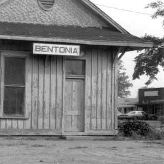 Логотип @bentonia - Bentonia