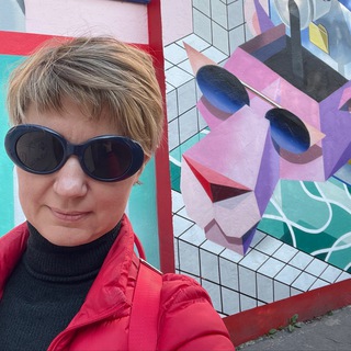 Логотип @berlinwithnika - Берлин шаг за шагом