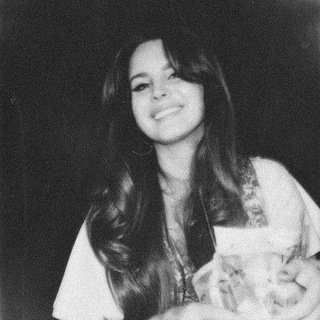 Логотип @berrymisst - ‧₊˚✧ ягідний тумáн!!