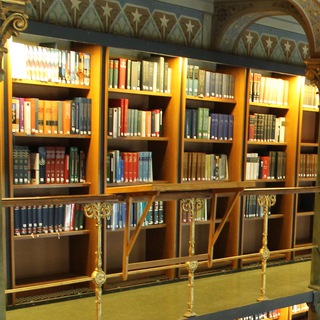 Логотип @besedin_txt - Беседин: копирайтер и психолог