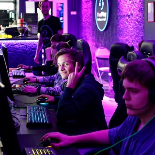 Логотип @best_devices_ever - Девайсы для геймера 🔥