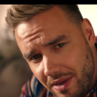 Логотип @bethcast10 - Beth Cast