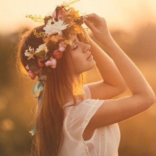 Логотип @between_us_women - Между нами, женщинами❤️