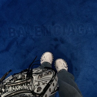 Логотип @bezsankzi - без санкций