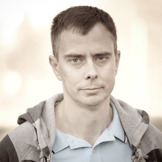 Логотип @bezsmuzi - Русский ИТ бизнес