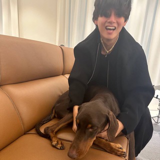 Логотип @bezzpyatko - Семья Пяток