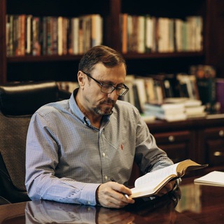 Логотип @bgcomments - Алексей Коломийцев Comments