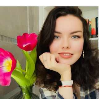 Логотип @bigbooktheory - Теория Большой Книги |книги, мотивация 💛