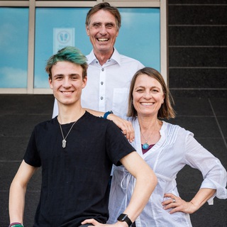 Логотип @bildung_vision - 🦁Löwen-Familien-Guide mit Martina & Thomas