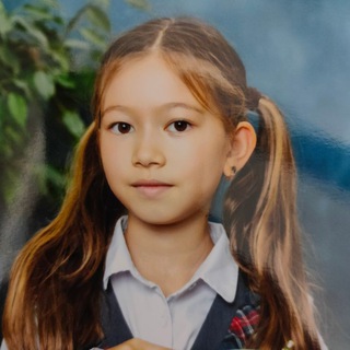 Логотип @bilingualgirl_and_espanol - Bilingual 🇬🇧 girl and Español 🇪🇸билингвальная девчонка и испанский