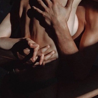 Логотип @bisoubiisou - 𝐛𝐢𝐬𝐨𝐮 𝐛𝐢𝐬𝐨𝐮