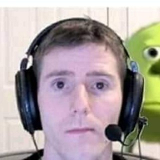 Логотип @bitcheessss - Bitches 4ever