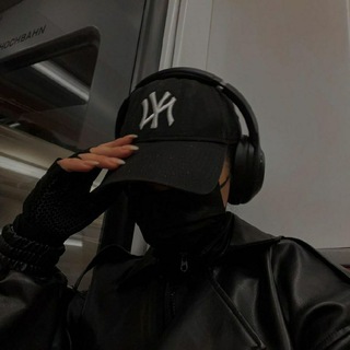 Логотип @bitchsoxrychat - чат общения 🖤