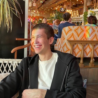 Логотип @biznes_s_dushoy - Деньги через состояние и отношения || Даниил Белгожаев