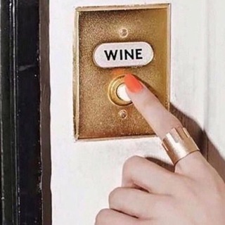 Логотип @blablavikaa - бла-бла Вика