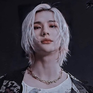 Логотип @blackbloodl - 𝑩𝒍𝒂𝒄𝒌.𝑩𝒍𝒐𝒐𝒅