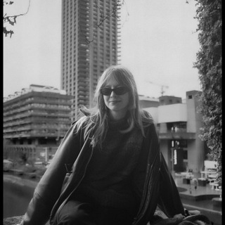 Логотип @bladesgosoft - soft blade (FKA depth and clarity)