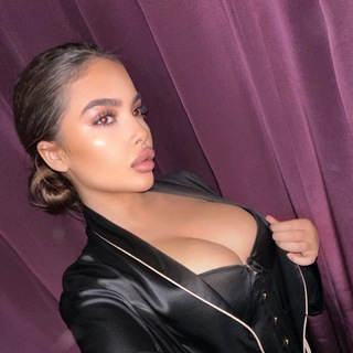 Логотип @blessyyloveu - bless me💋