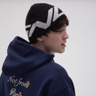 Логотип @blinkthugger8 - blinkthu↪️↪️er