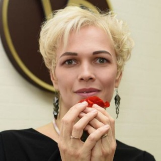 Логотип @blizko_k_serdzhu - Клуб "Близко к сердцу". Грудное вскармливание, уход за младенцем, слингоношение, прикорм, отлучение🤱