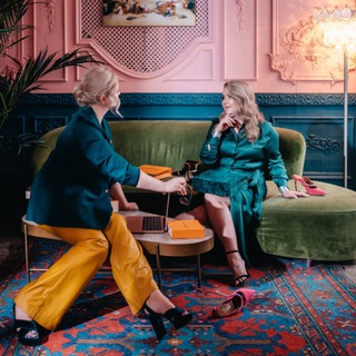 Логотип @blondinka_v_nedvigke_chat - Блондинки в недвижке отвечают