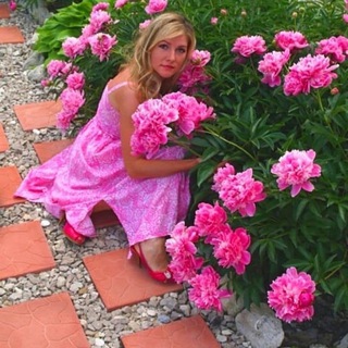 Логотип @blondinka_v_ogorode - blondinka_v_ogorode