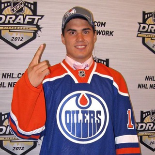 Логотип @bloodydraftpicks - Драфт-пики точёные