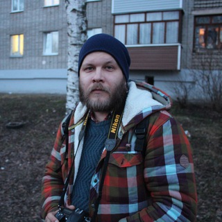 Логотип @bloomfieldbooks - блумфельд-букинист