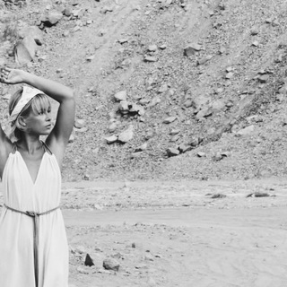 Логотип @bloommary - психолог головного мозга